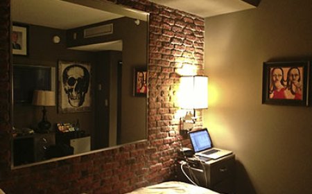 Hotel ZaZa’s Room 322: Haunted Hotspot or Urban Legend? The Unexplained Phenomena Behind Dallas’ Most Infamous Suite